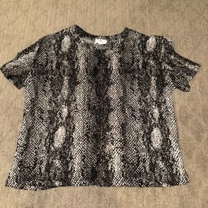 Black and White Snake Print Women's Top